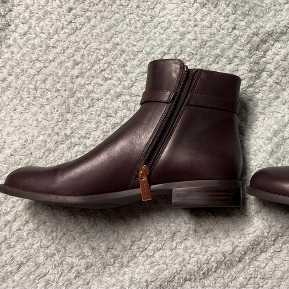 Michael Kors booties - Picture 2 of 3